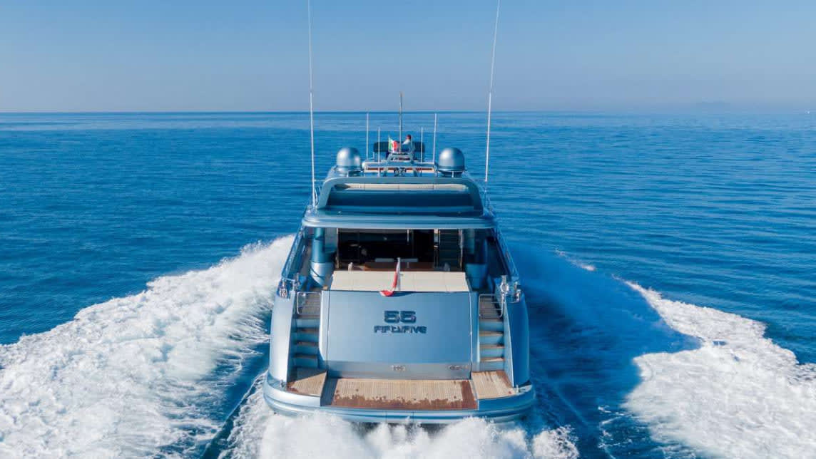 55 FIFTY FIVE yacht for Charter (13) | Phoenix Yacht Management