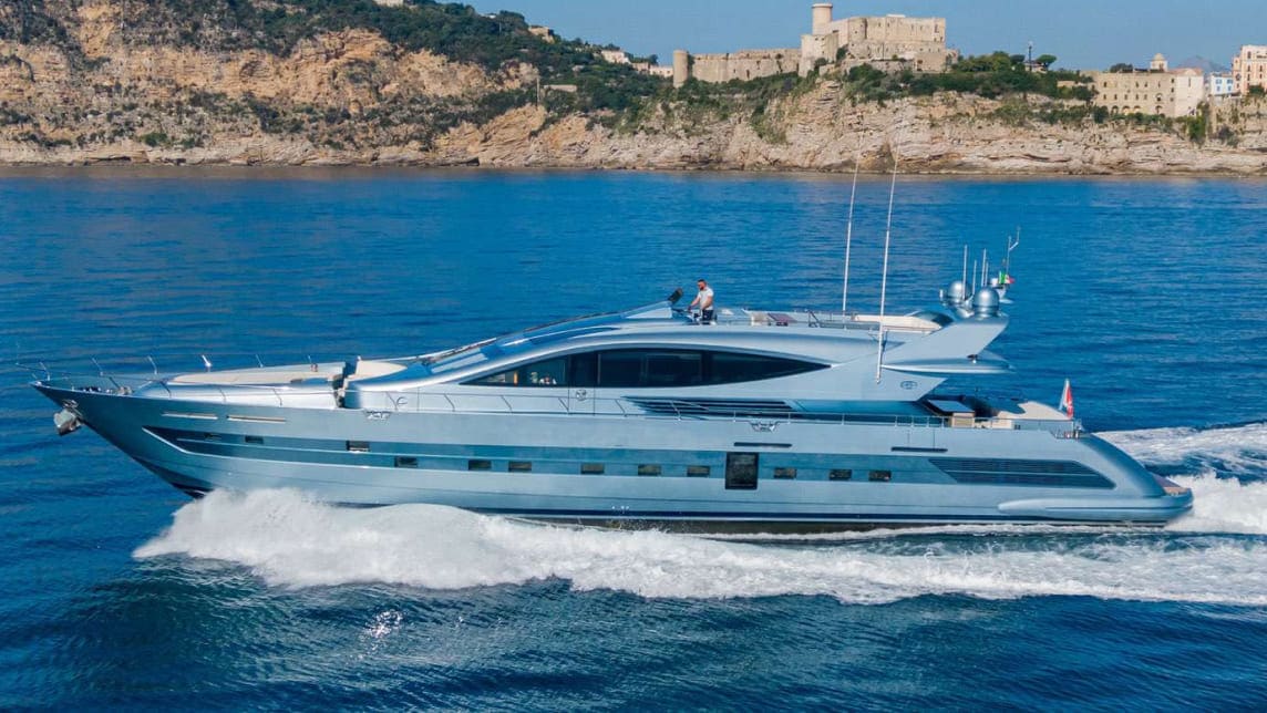 55 FIFTY FIVE yacht for Charter (6) | Phoenix Yacht Management