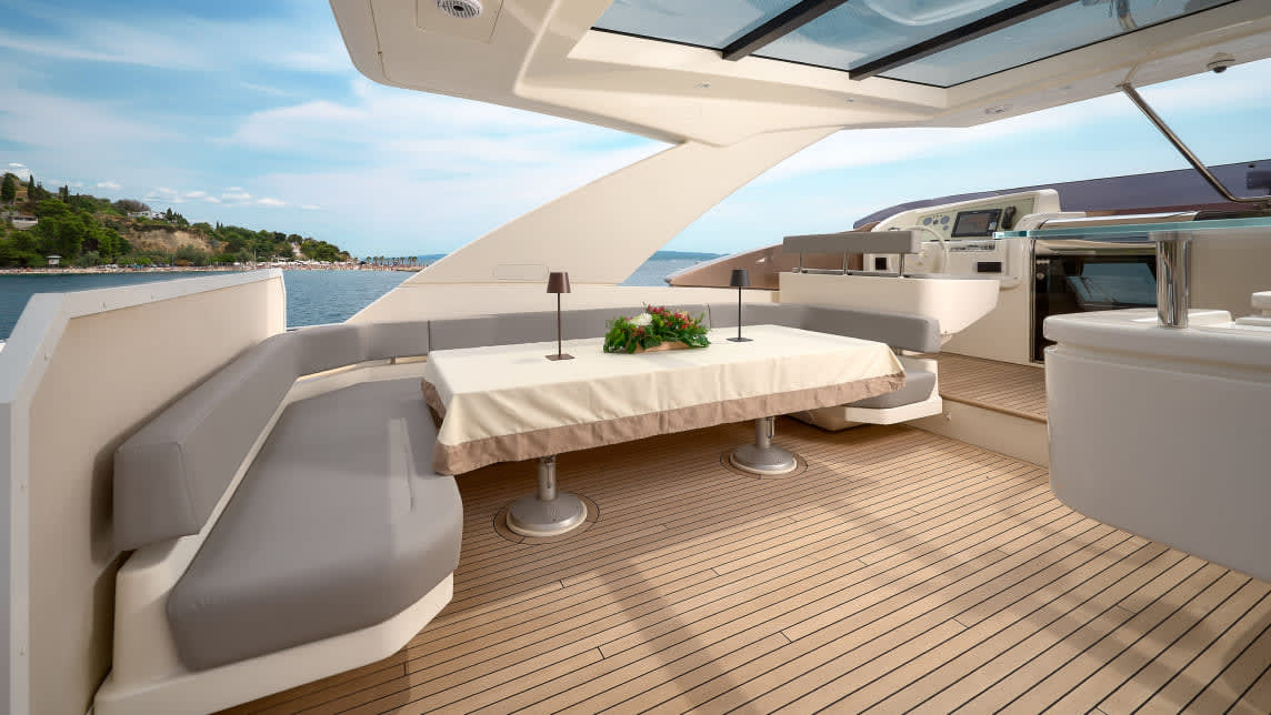 IVA yacht for Charter (15) | Phoenix Yacht Management