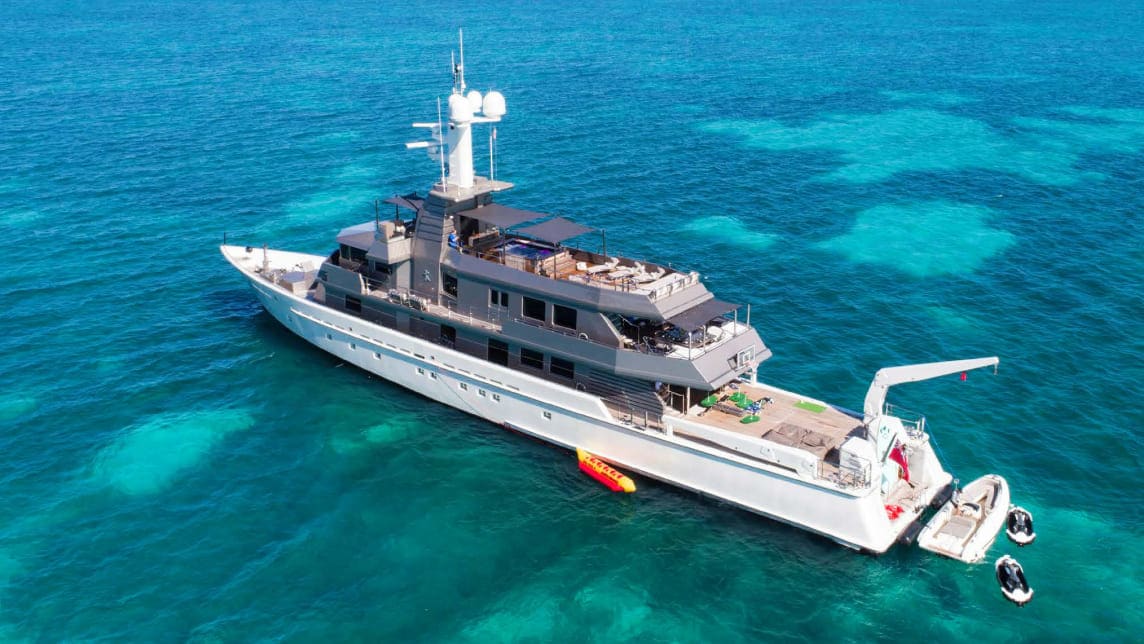 MIZU yacht for Charter (7) | Phoenix Yacht Management