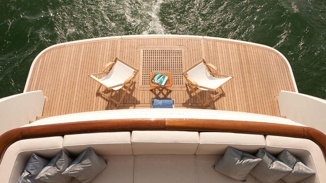 FIREFLY yacht for Charter (12) | Phoenix Yacht Management