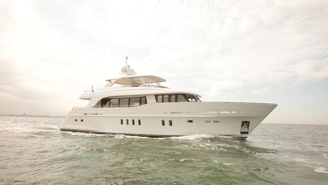 FIREFLY yacht for Charter (6) | Phoenix Yacht Management