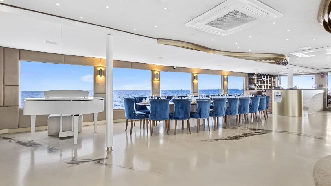 BELLA yacht for Charter (29) | Phoenix Yacht Management