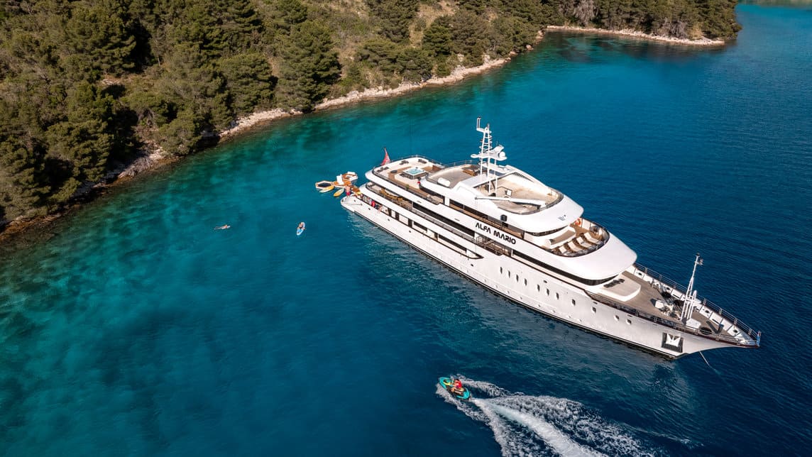 ALFA MARIO yacht for Charter (18) | Phoenix Yacht Management