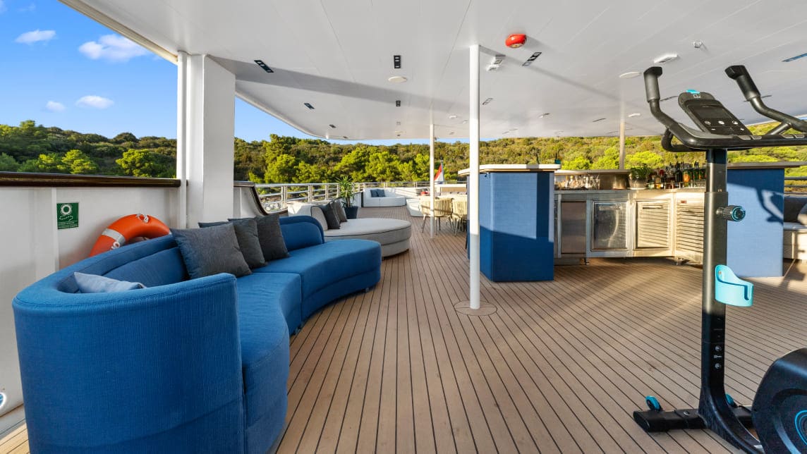 ALFA MARIO yacht for Charter (26) | Phoenix Yacht Management