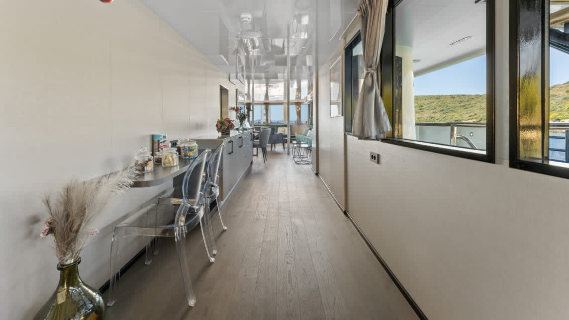 ALFA MARIO yacht for Charter (42) | Phoenix Yacht Management