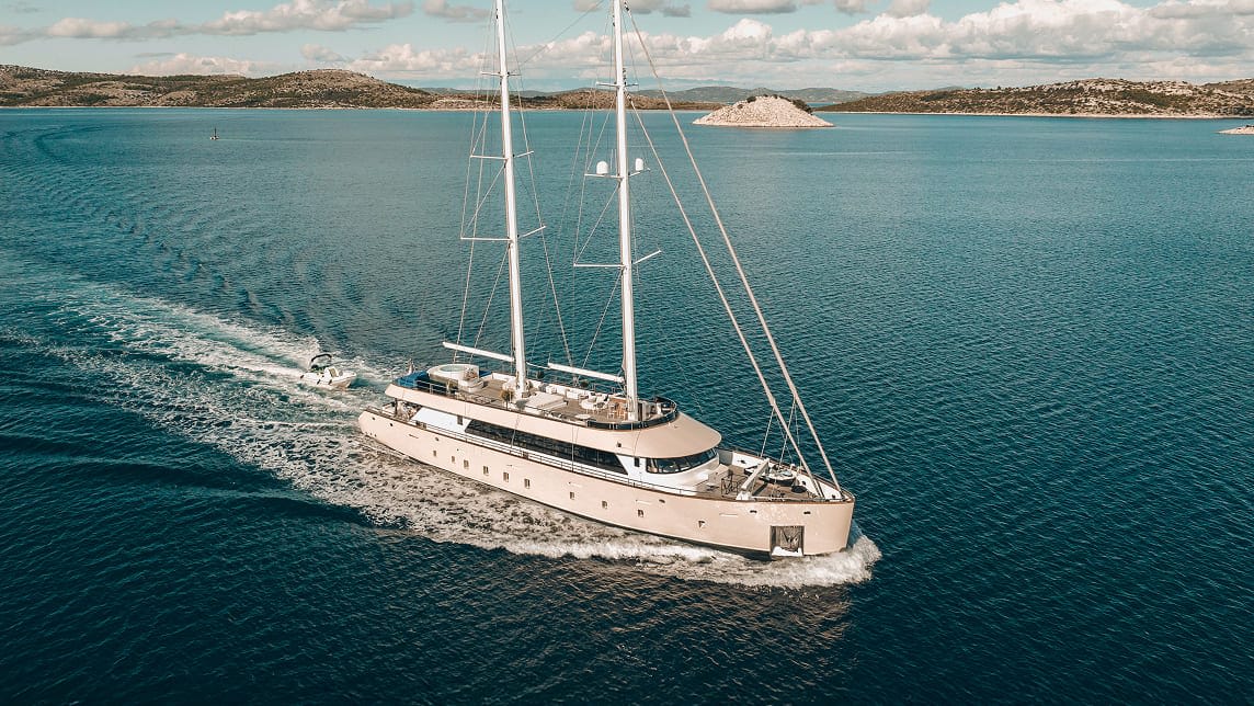 MAXITA yacht for Charter (5) | Phoenix Yacht Management
