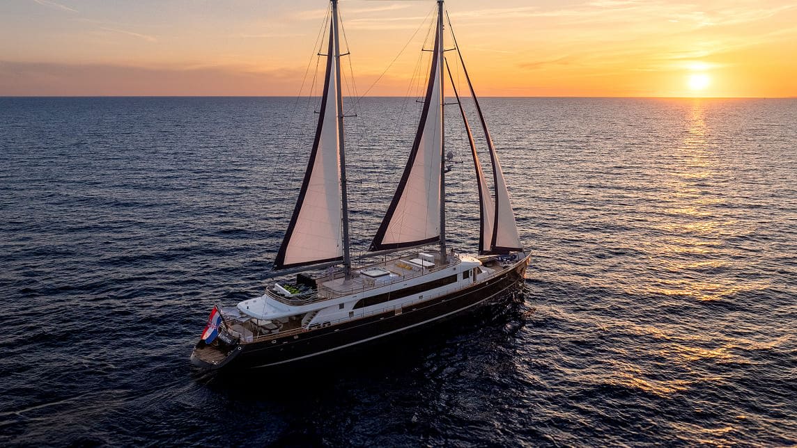 DALMATINO yacht for Charter (5) | Phoenix Yacht Management
