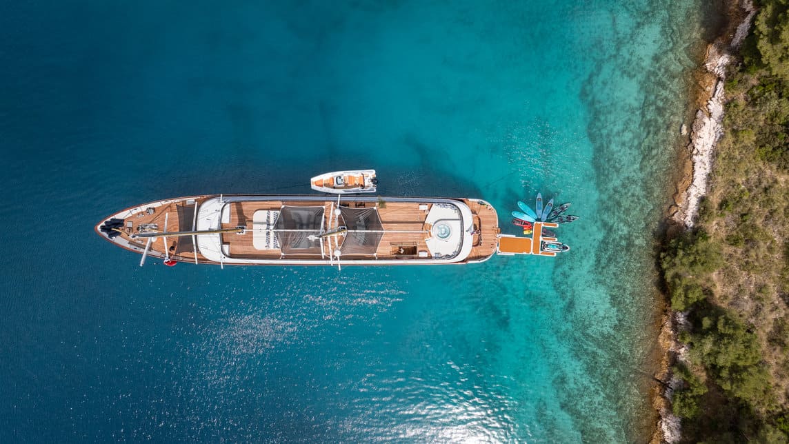 ANIMA MARIS yacht for Charter (13) | Phoenix Yacht Management