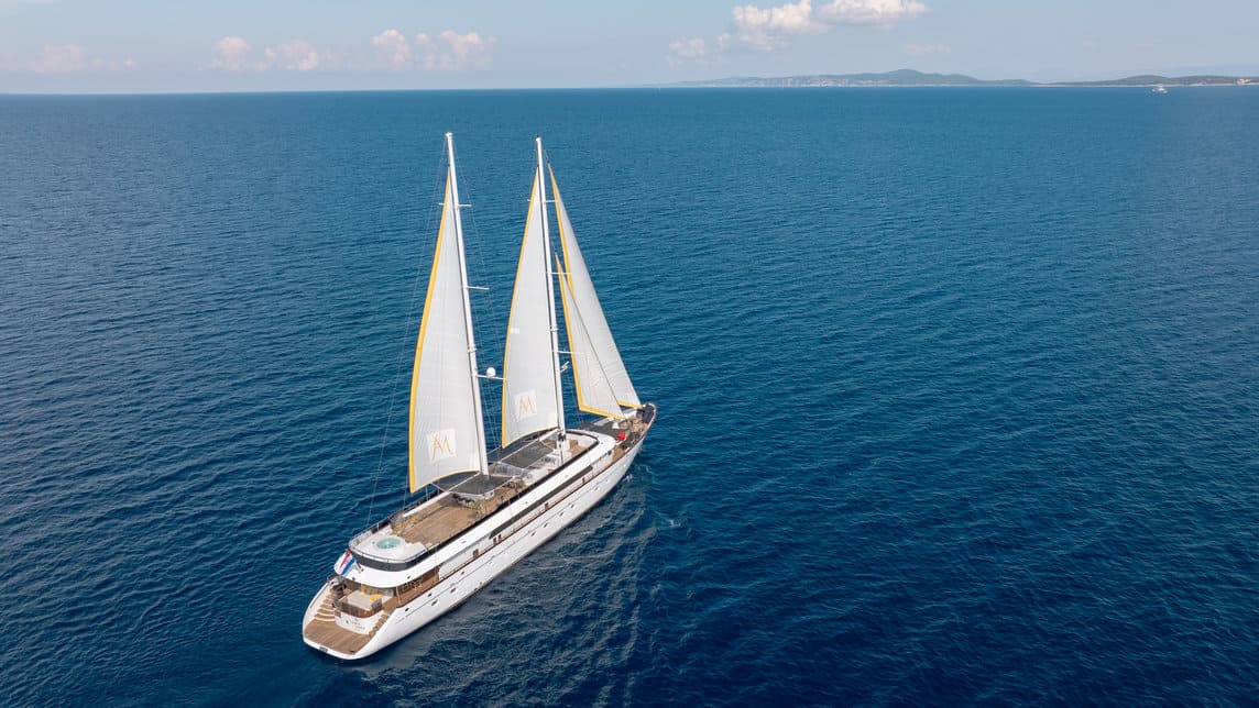ANIMA MARIS yacht for Charter (6) | Phoenix Yacht Management