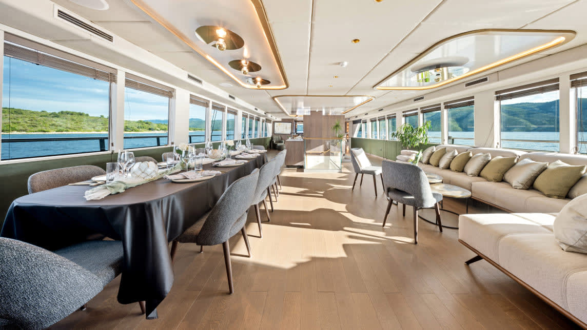 ANIMA MARIS yacht for Charter (44) | Phoenix Yacht Management