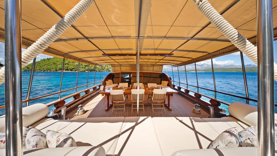 ELEGANZA yacht for Charter (39) | Phoenix Yacht Management