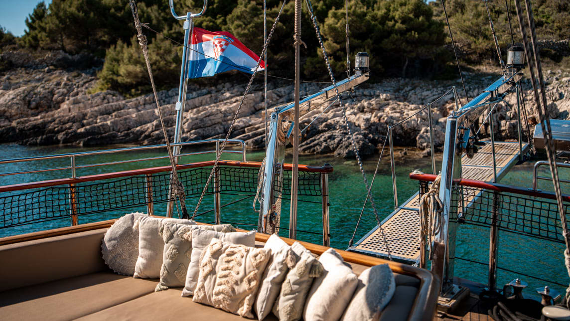 SMART SPIRIT yacht for Charter (35) | Phoenix Yacht Management