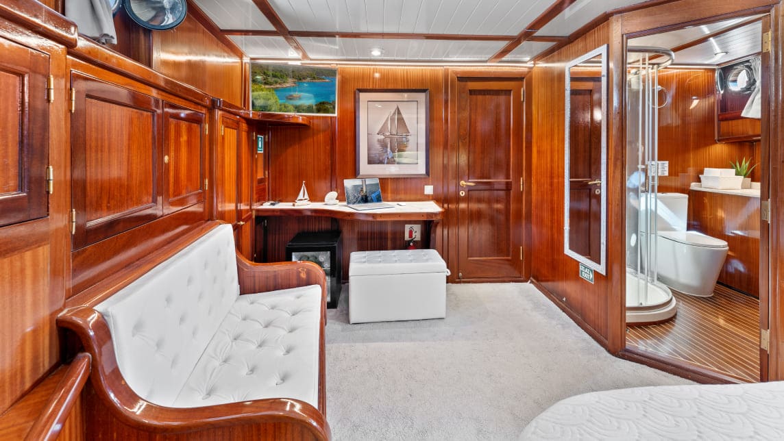 SMART SPIRIT yacht for Charter (10) | Phoenix Yacht Management