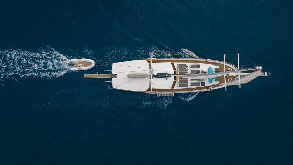 ANDEO yacht for Charter (21) | Phoenix Yacht Management
