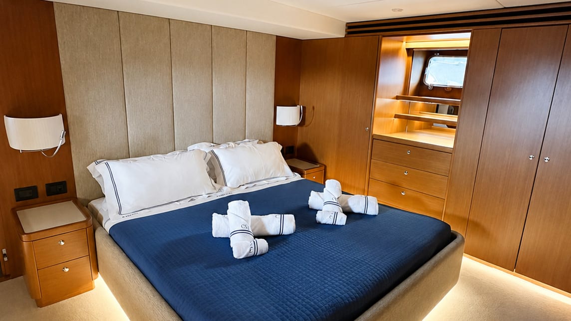 CYRANO DE BERGERAC yacht for sale (12) | Phoenix Yacht Management