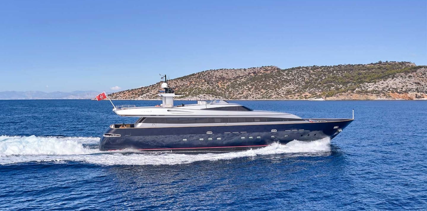 AMICI PER SEMPRE yacht for Charter (2) | Phoenix Yacht Management