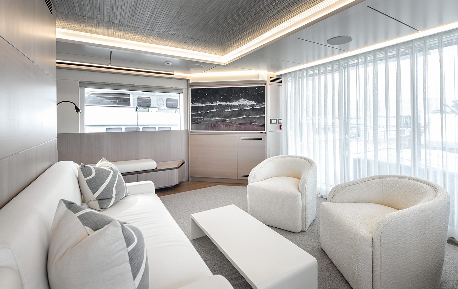 NUMARINE 37XP yacht for Sale (26) | Phoenix Yacht Management