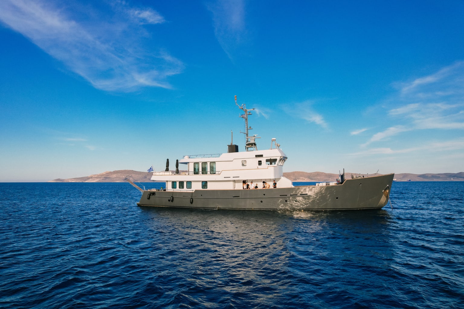GEMAYA yacht for Charter (7) | Phoenix Yacht Management