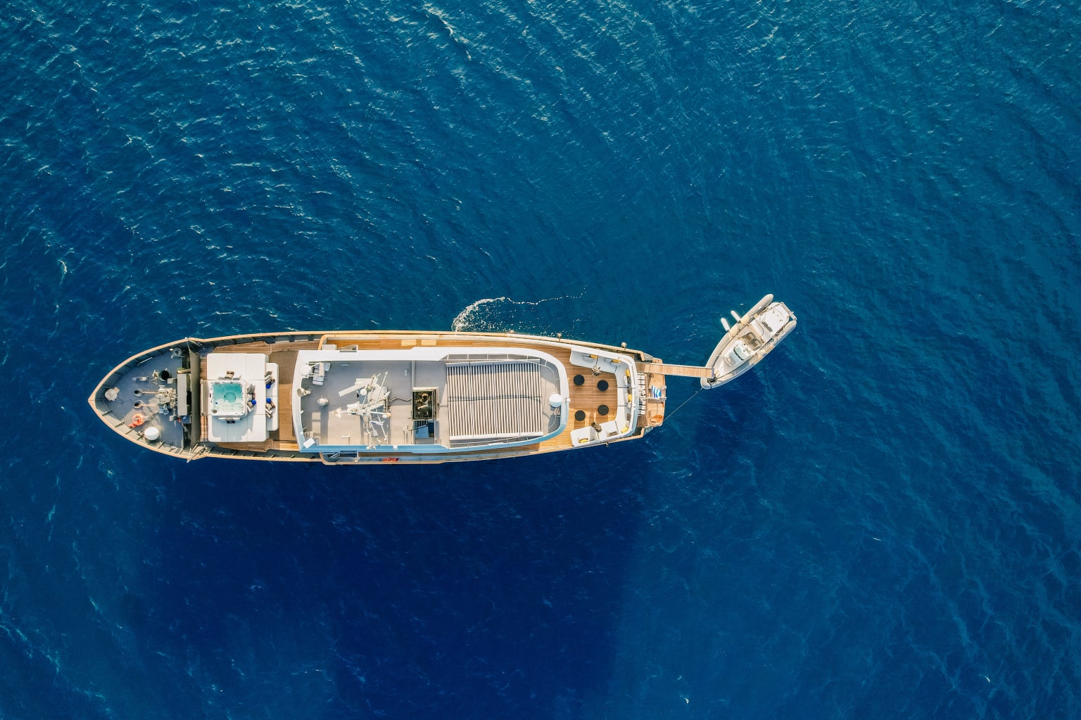 GEMAYA yacht for Charter (9) | Phoenix Yacht Management