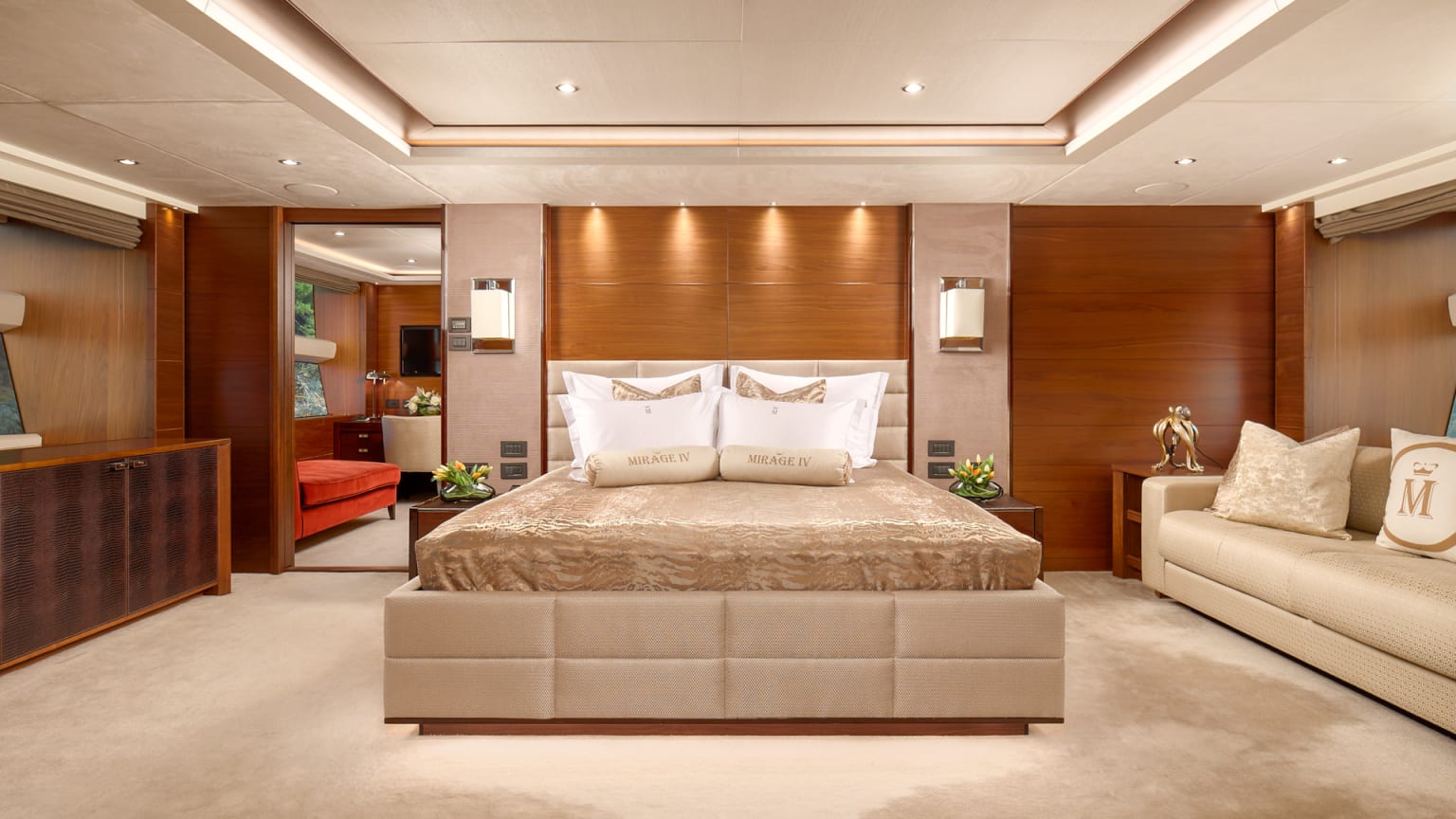 MIRAGE IV yacht for Charter (29) | Phoenix Yacht Management