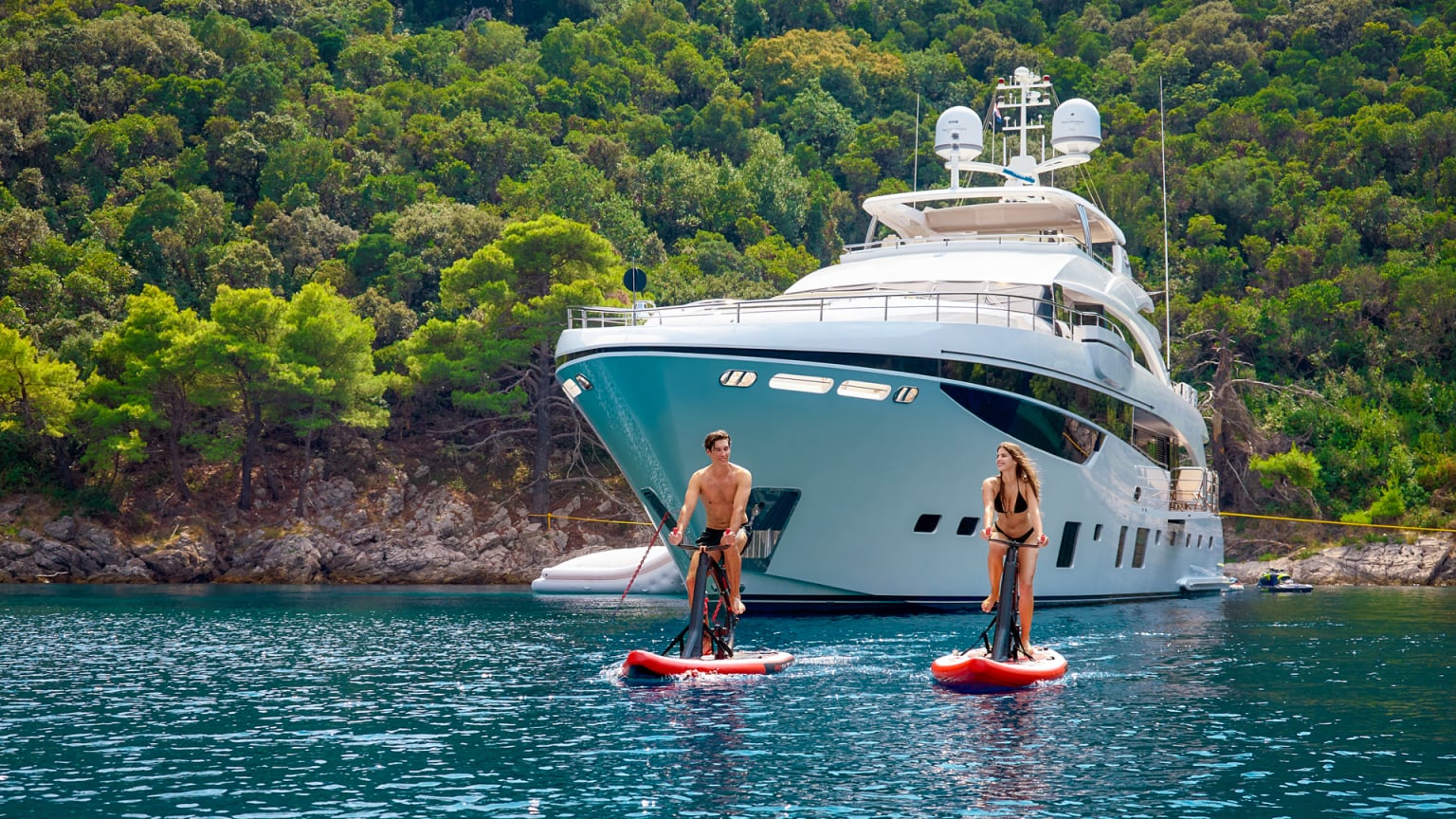 MIRAGE IV yacht for Charter (12) | Phoenix Yacht Management