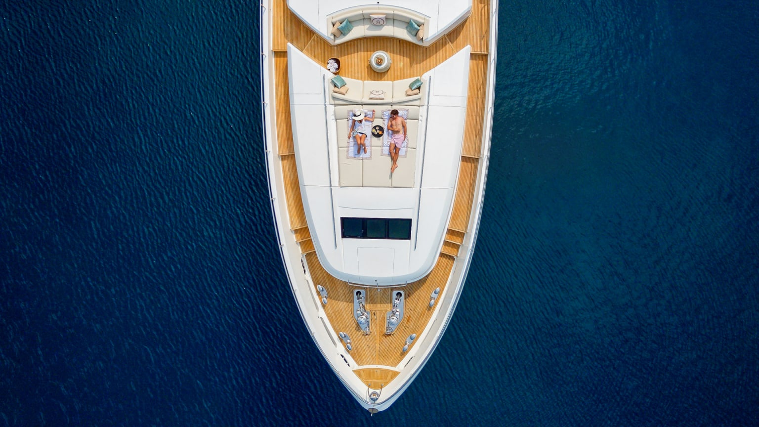 MIRAGE IV yacht for Charter (15) | Phoenix Yacht Management
