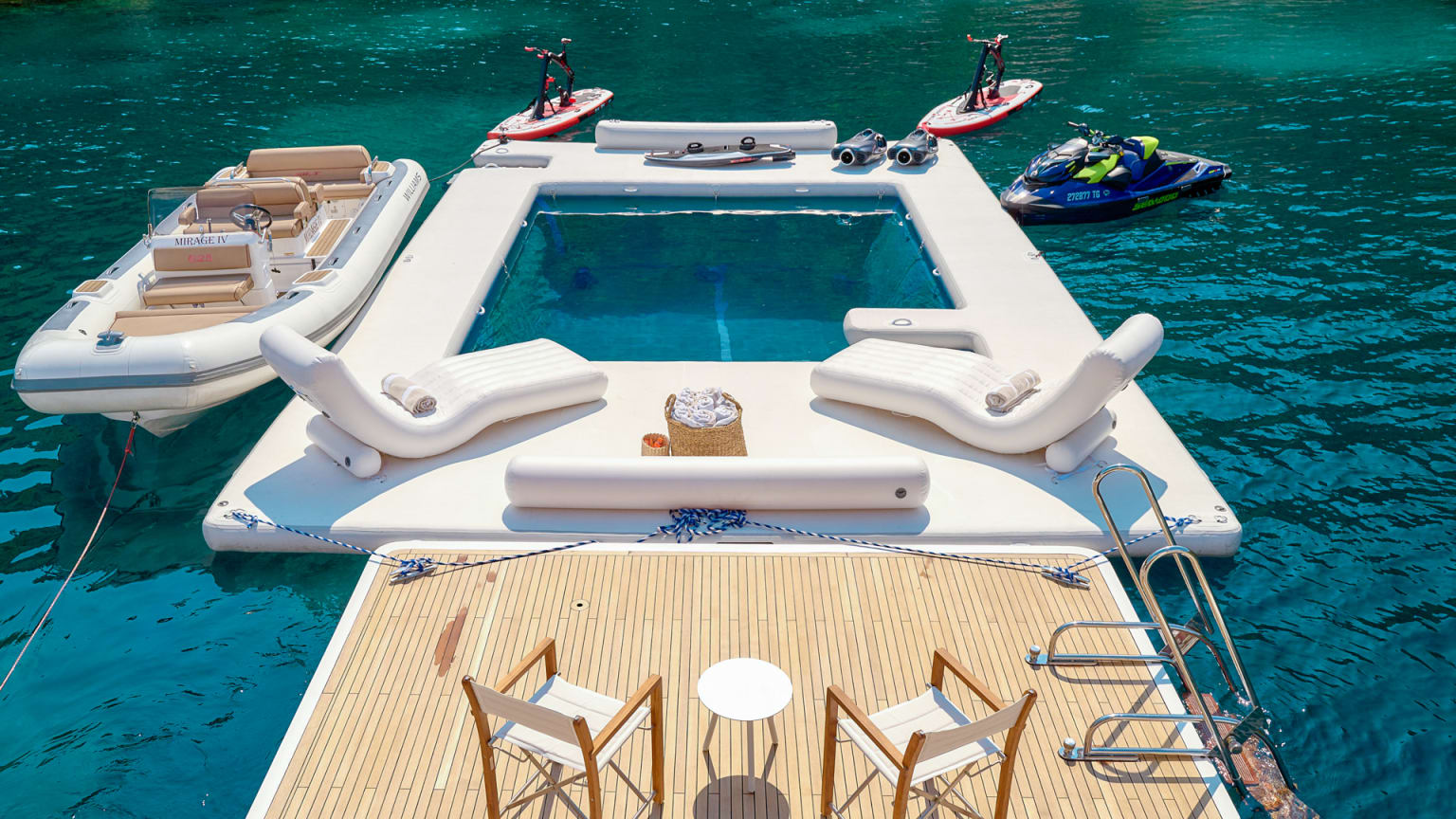 MIRAGE IV yacht for Charter (17) | Phoenix Yacht Management