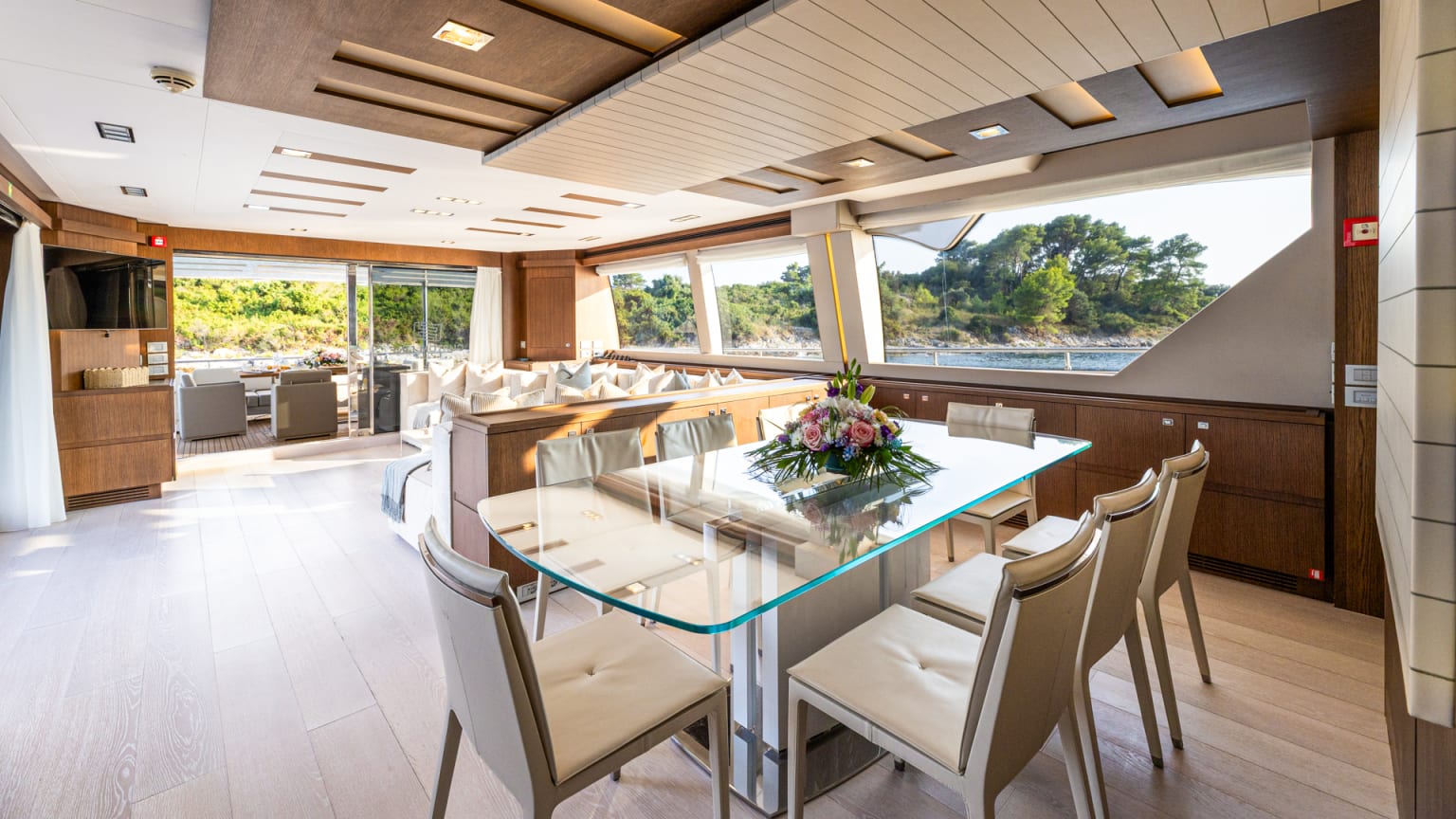 MORNING STAR yacht for Charter (11) | Phoenix Yacht Management