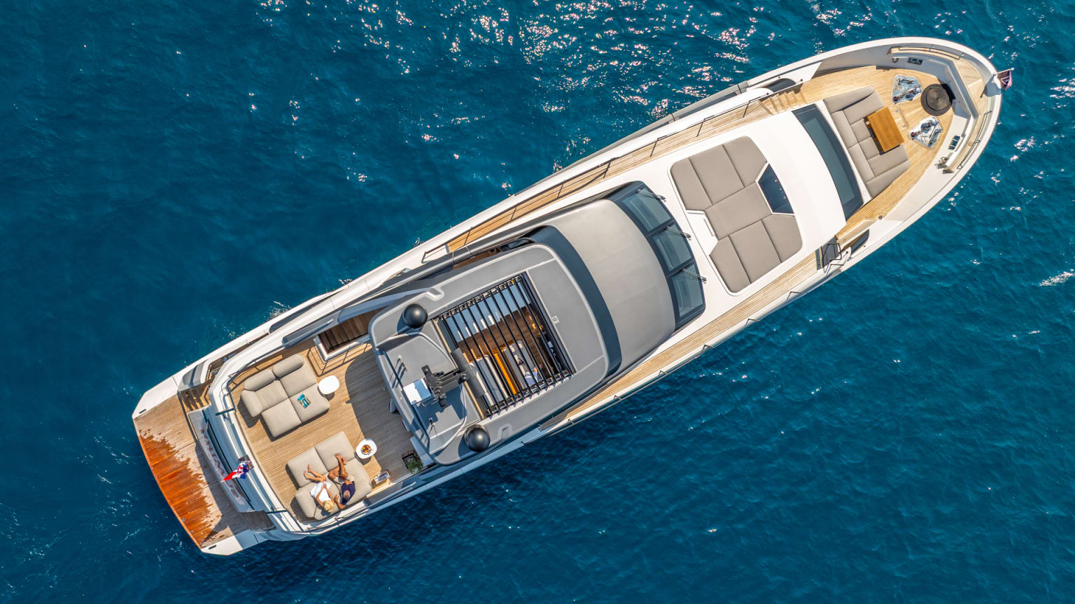 PRIMUS yacht for Charter (23) | Phoenix Yacht Management