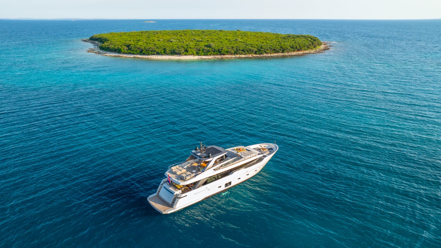 PRIMUS yacht for Charter (22) | Phoenix Yacht Management