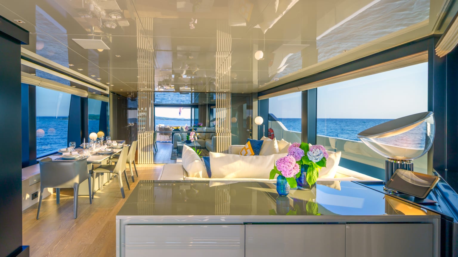 PRIMUS yacht for Charter (11) | Phoenix Yacht Management
