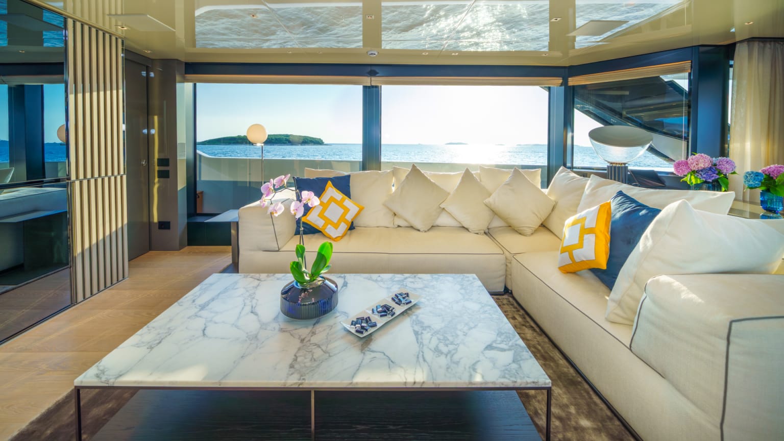 PRIMUS yacht for Charter (15) | Phoenix Yacht Management