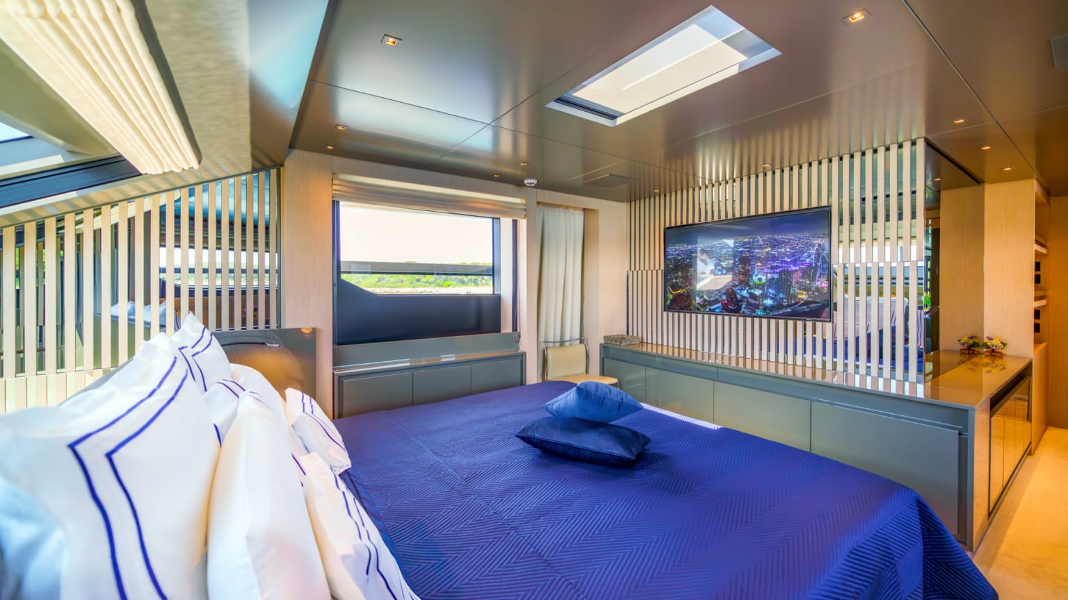 PRIMUS yacht for Charter (5) | Phoenix Yacht Management