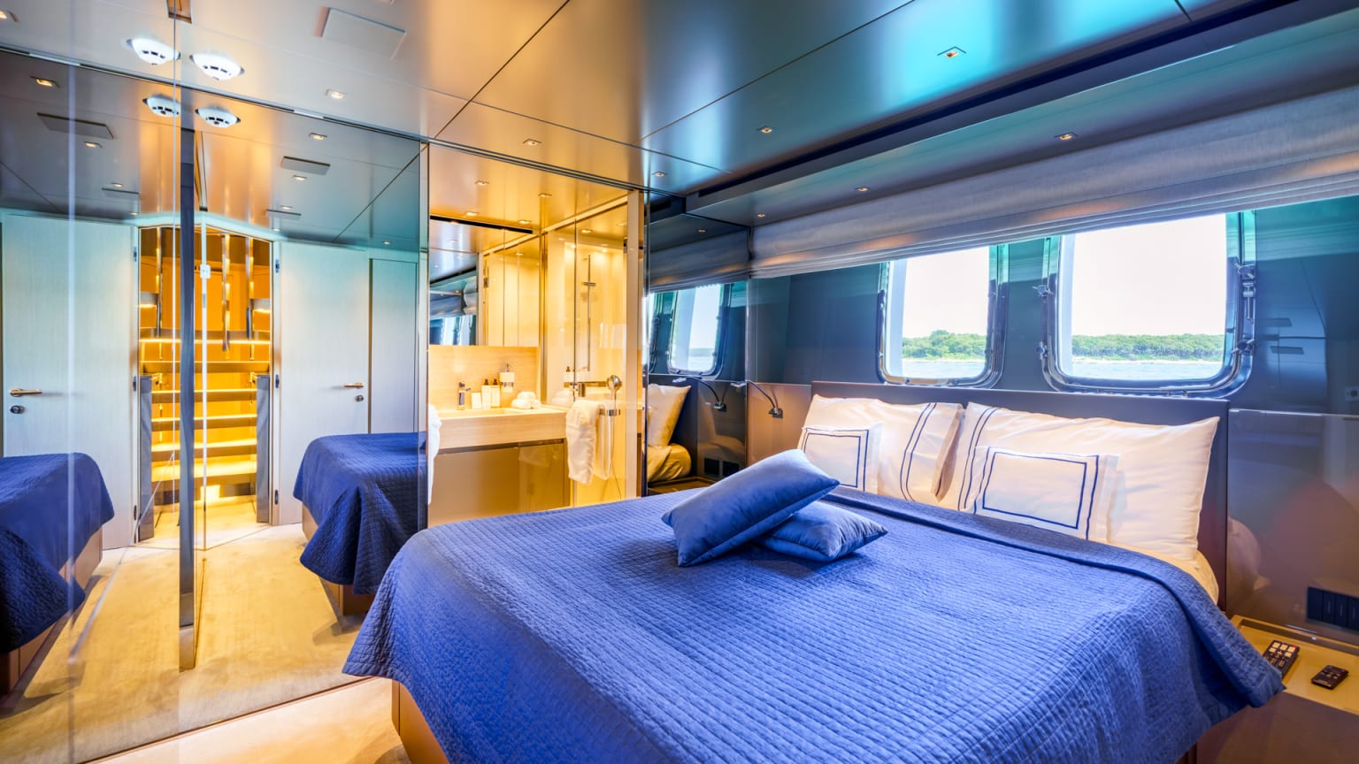 PRIMUS yacht for Charter (9) | Phoenix Yacht Management