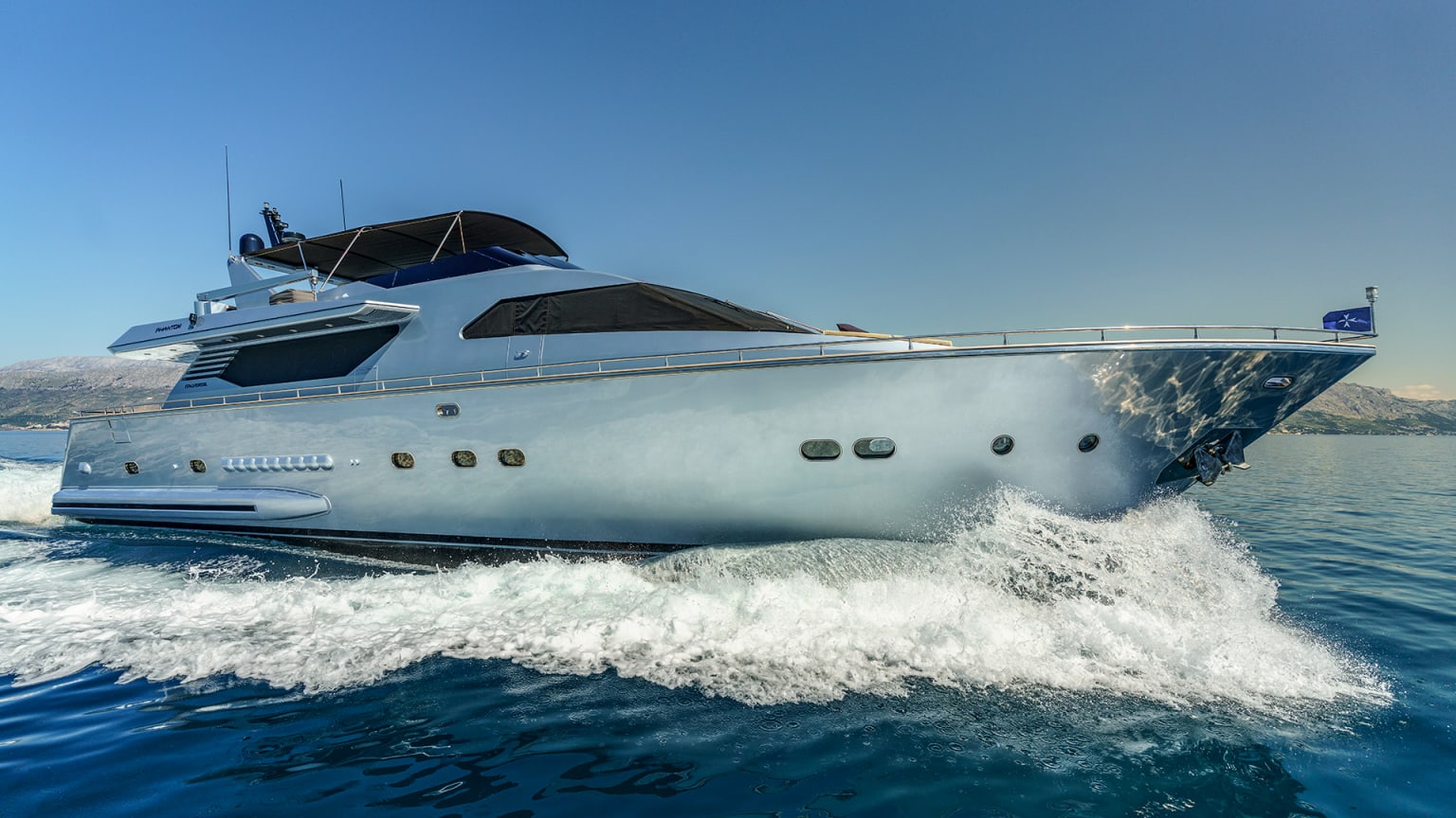 PANTHOM yacht for Charter (16) | Phoenix Yacht Management