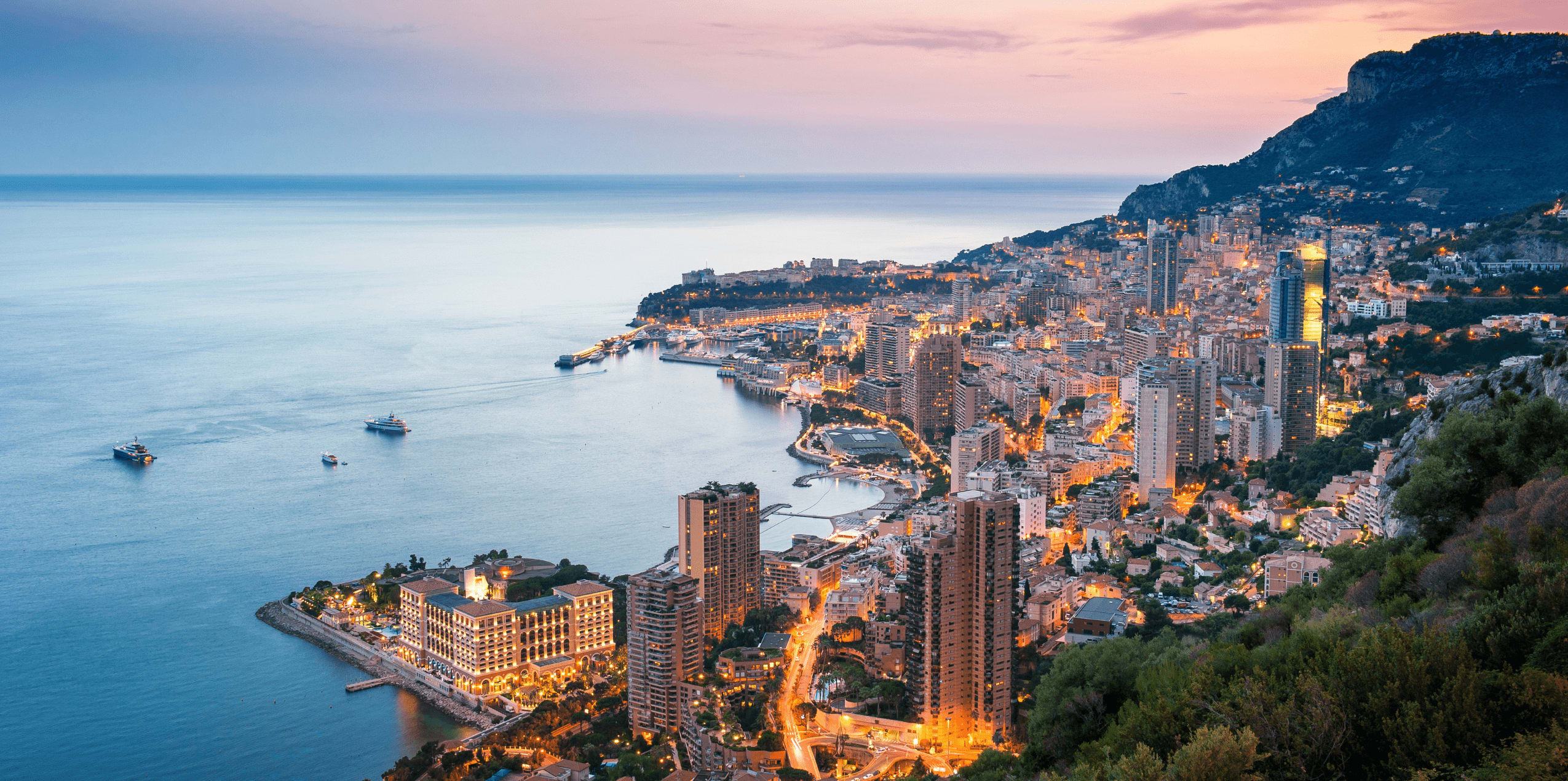 MONACO: YACHT CHARTER IN THE HEART OF SOPHISTICATION (8) | Phoenix Yacht Management