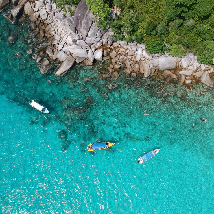 Luxury Yacht Charter South East Asia (4) | Phoenix Yacht Management Luxury Yacht Charter South East Asia (4)