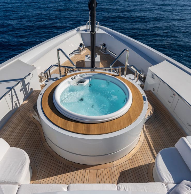 FRIENDSHIP yacht for Charter (3) | Phoenix Yacht Management