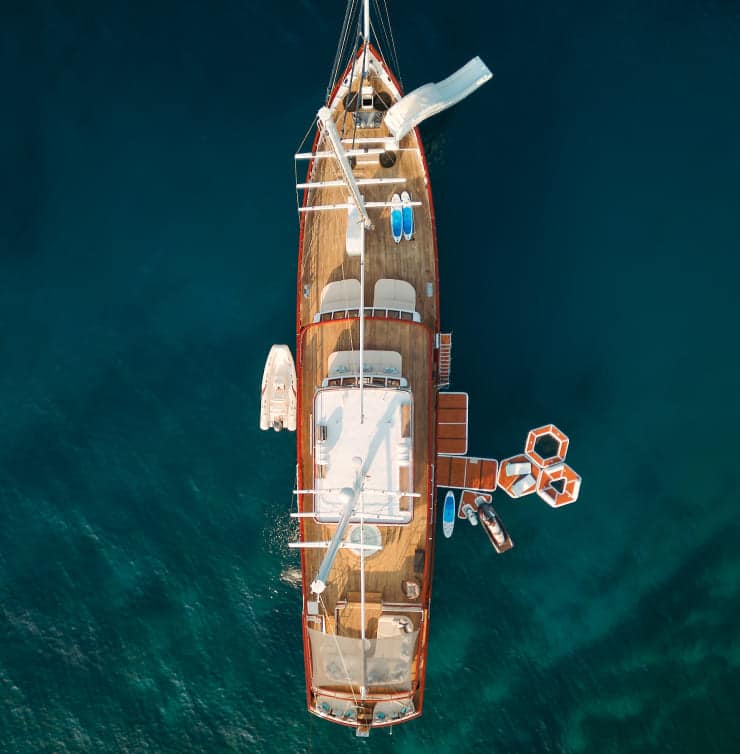 CORSARIO yacht for Charter (3) | Phoenix Yacht Management