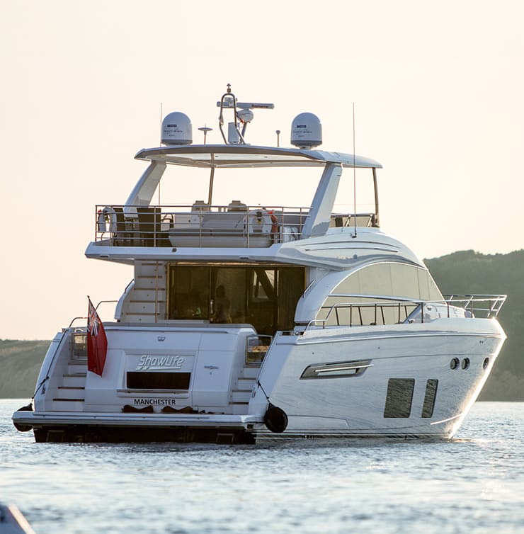 SHAWLIFE yacht for Charter (3) | Phoenix Yacht Management