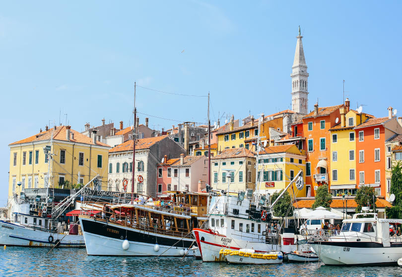 Luxury Yacht Charter Western Mediterranean Italian Riviera (9) | Phoenix Yacht Management Yachts Available for Charter in Italy