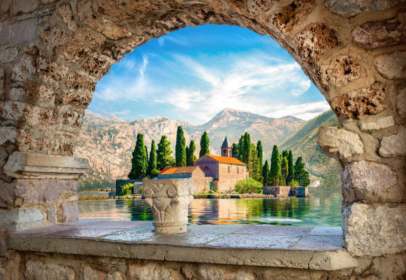 Montenegro Yacht Charter (9) | PHOENIX YACHT MANAGEMENT