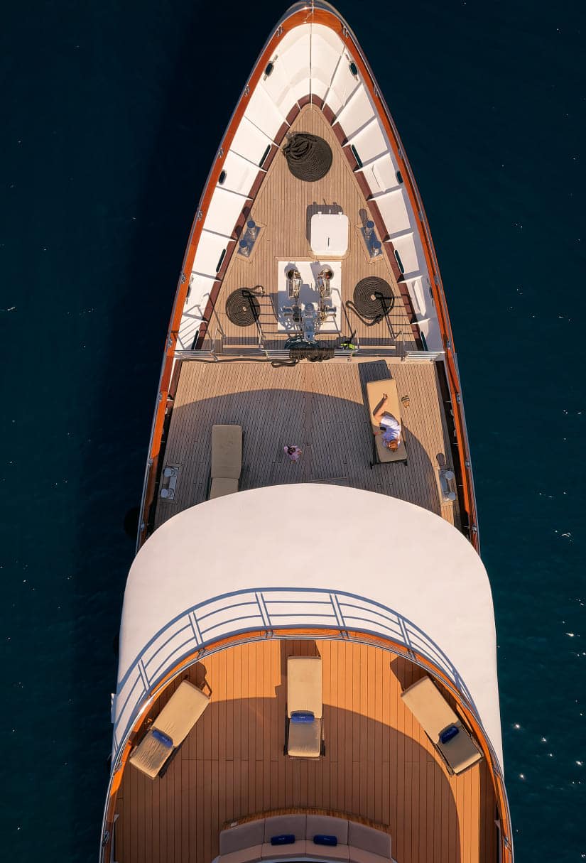 QUEEN ELEGANZA yacht for Charter (4) | Phoenix Yacht Management