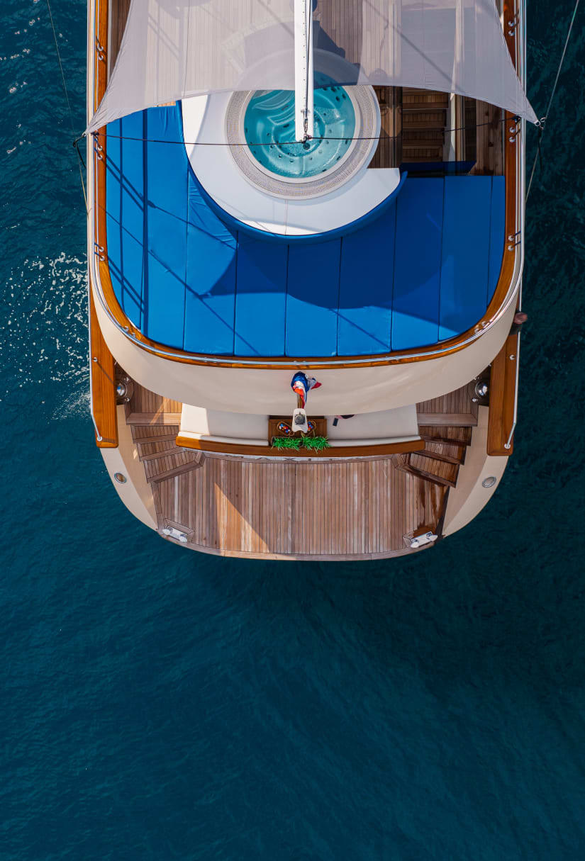MAXITA yacht for Charter (4) | Phoenix Yacht Management