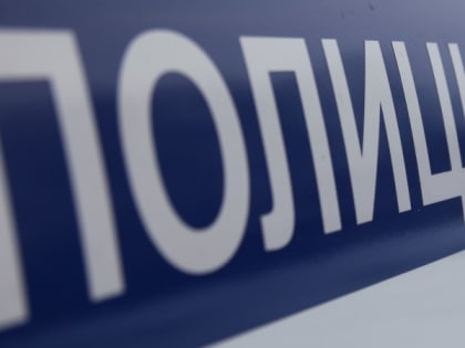 Она его впустила на ночлег, а он её обваровал