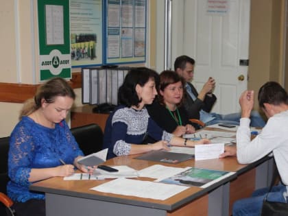 Более трех тысяч кузбассовцев смогли найти новую работу на ярмарках вакансий