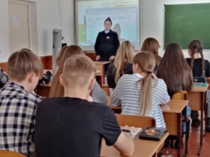 Транспортные полицейские провели профилактические беседы в школах, встречи и круглые столы с родителями