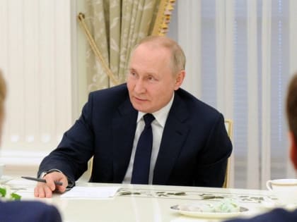 Владимир Путин встречается с предпринимателями