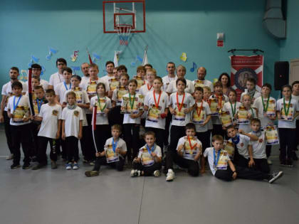 В Калтане прошел турнир по современному мечевому бою